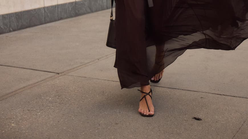 Zehentrenner Sandalen Streetstyle Zehentrenner Sandalen Streetstyle