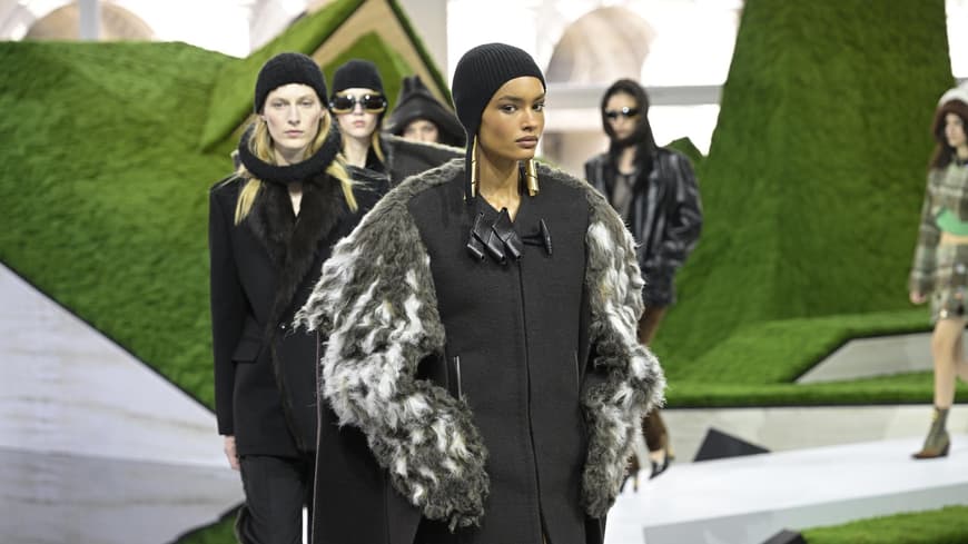 Louis Vuitton bei der Paris Fashion Week: Diese 3 Accessoire-Trends mischen unsere Outfits auf Louis Vuitton bei der Paris Fashion Week: Diese 3 Accessoire-Trends mischen unsere Outfits auf