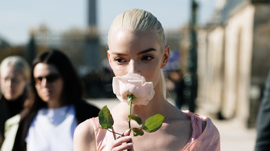 Parfum-Trends 2026: Diesen Duft mit Rose tragen wir im Frühling rauf und runter Parfum-Trends 2026: Diesen Duft mit Rose tragen wir im Frühling rauf und runter