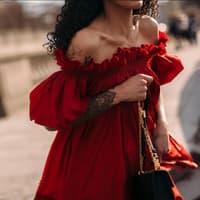 Du magst keine engen Kleider? Hier kommen 3 tolle Alternativen von ZARA Du magst keine engen Kleider? Hier kommen 3 tolle Alternativen von ZARA