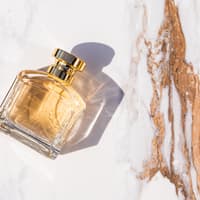 Parfum für Winter Parfum Flakon