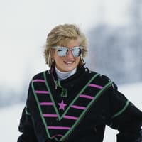 Skibekleidung Marken: Hier findest du die schönsten Teile für die Piste Prinzessin Diana im Ski-Look