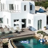 Auf Mykonos wurden die neuen Oral-B Whitening-Zahncremes gefeiert. Auf Mykonos wurden die neuen Oral-B Whitening-Zahncremes gefeiert.