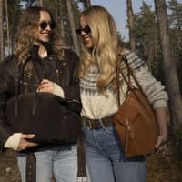 Ich war mit DeMellier in Stockholm – und habe die perfekte Tasche für organisierte Minimalistinnen gefunden Ich war mit DeMellier in Stockholm – und habe die perfekte Tasche für organisierte Minimalistinnen gefunden