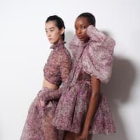 Diese 3 Düfte sind echte Geheimtipps für den Frühling 2026 Diese 3 Düfte sind echte Geheimtipps für den Frühling 2026