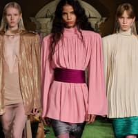 Laut Valentino: Das ist das wichtigste Mode-Detail 2026 für Jacken, Kleider und Co. Laut Valentino: Das ist das wichtigste Mode-Detail 2026 für Jacken, Kleider und Co.