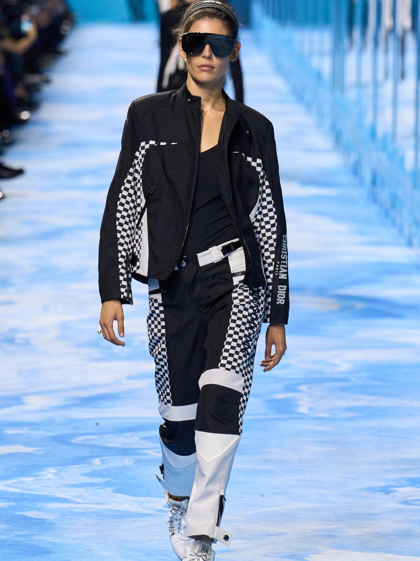 Das sind die größten Jacken-Trends für Frühjahr und Sommer Jacken-Trend bei Dior