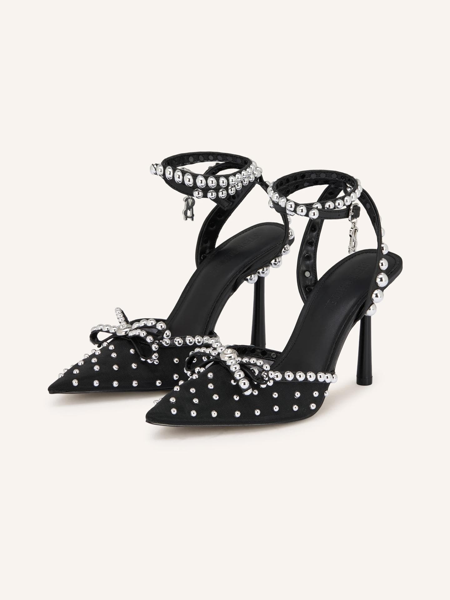 3 High Heel-Trends für die Party Season, die wir direkt vom Runway nachshoppen 3 High Heel-Trends für die Party Season, die wir direkt vom Runway nachshoppen