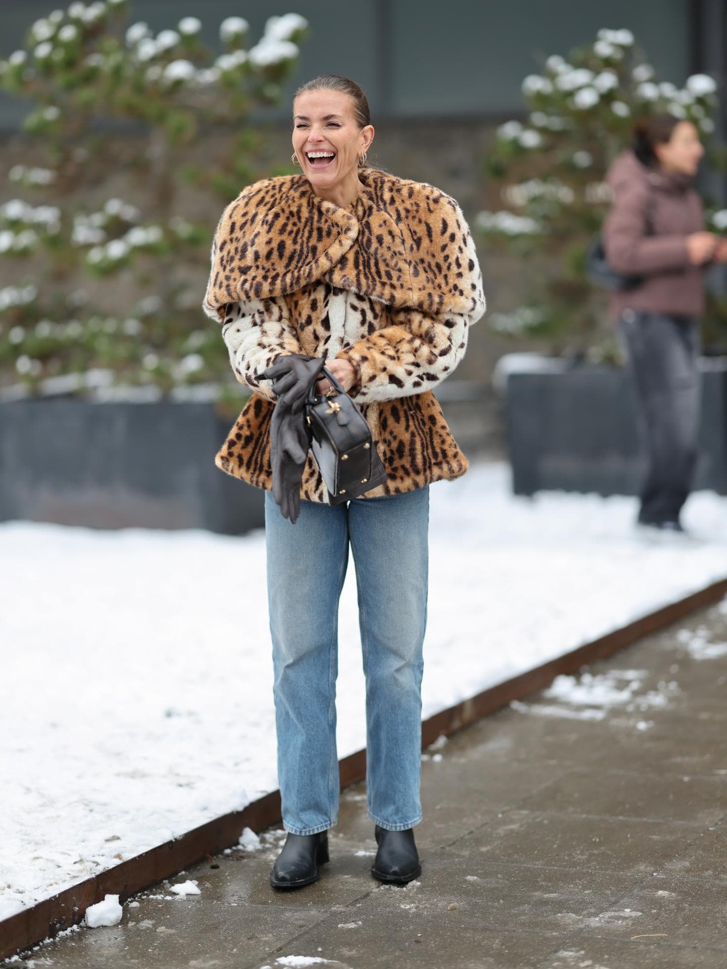 Straight Leg Jeans kombinieren: So funktioniert es Straight Leg Jeans kombinieren: So funktioniert es