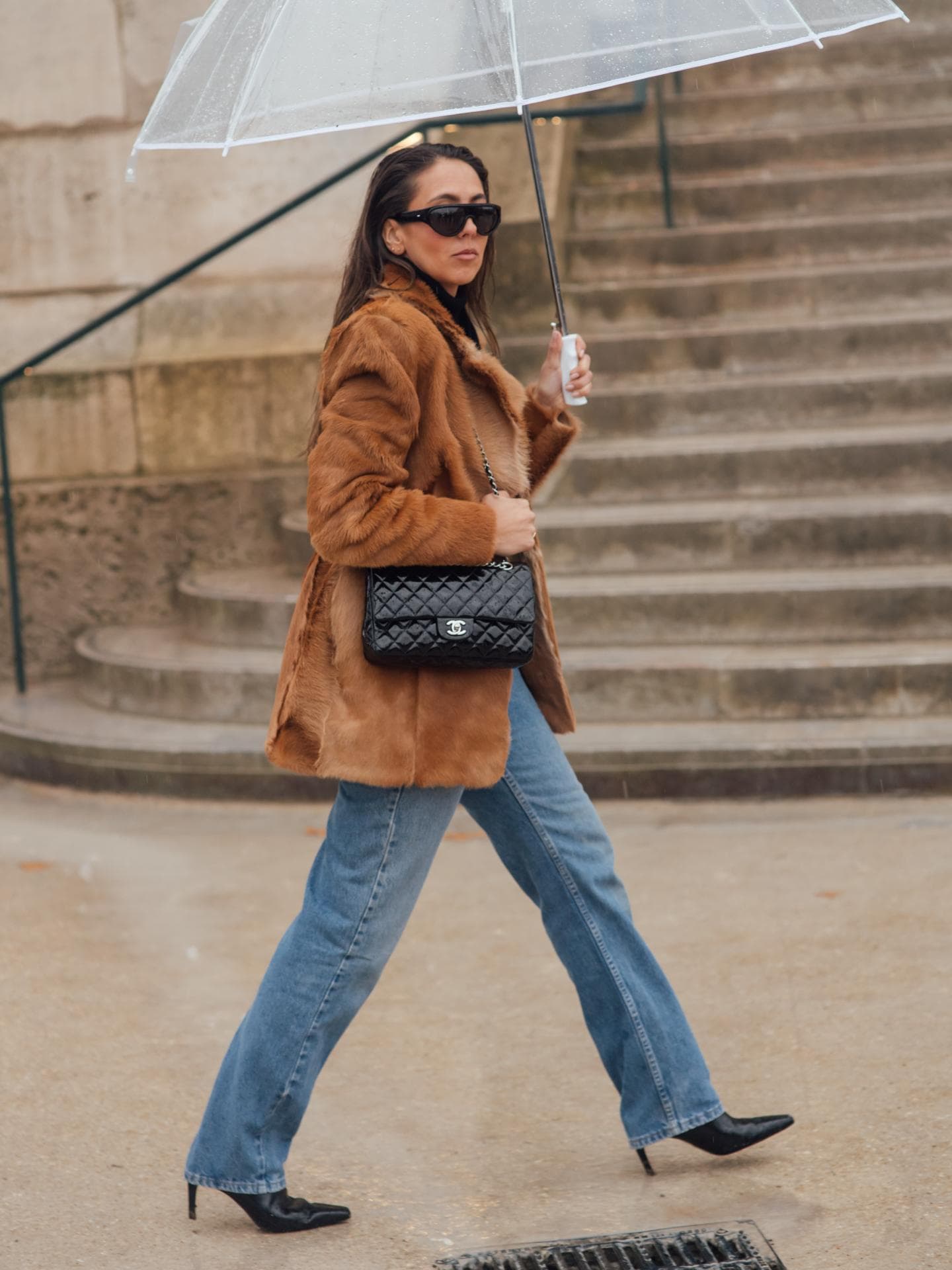 Straight Leg Jeans kombinieren: So funktioniert es Straight Leg Jeans kombinieren: So funktioniert es