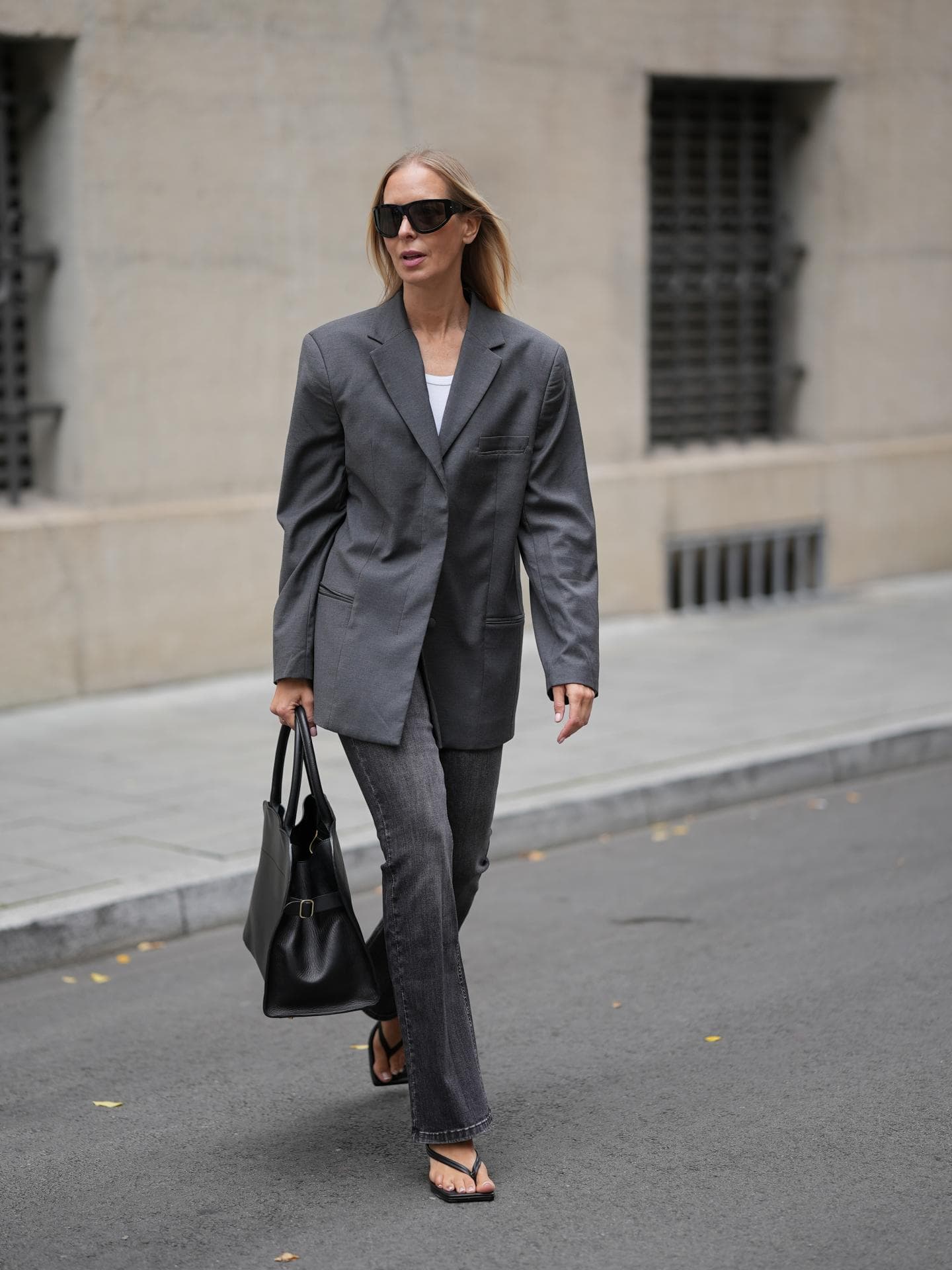 Straight Leg Jeans kombinieren: So funktioniert es Straight Leg Jeans kombinieren: So funktioniert es