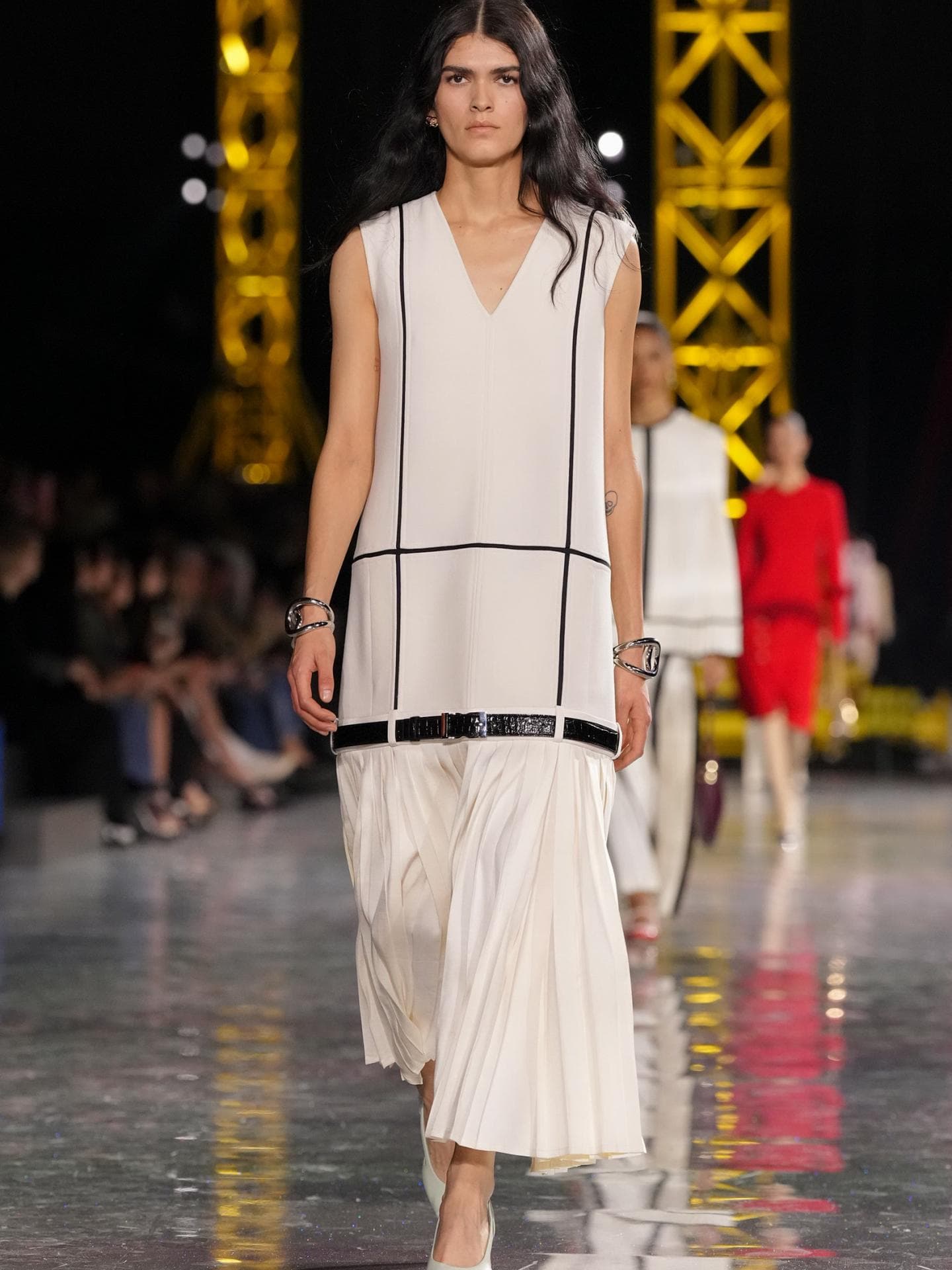 Chanel bei der Paris Fashion Week: 3 Trends, die uns die neue Saison herbeisehnen lassen Chanel bei der Paris Fashion Week: 3 Trends, die uns die neue Saison herbeisehnen lassen