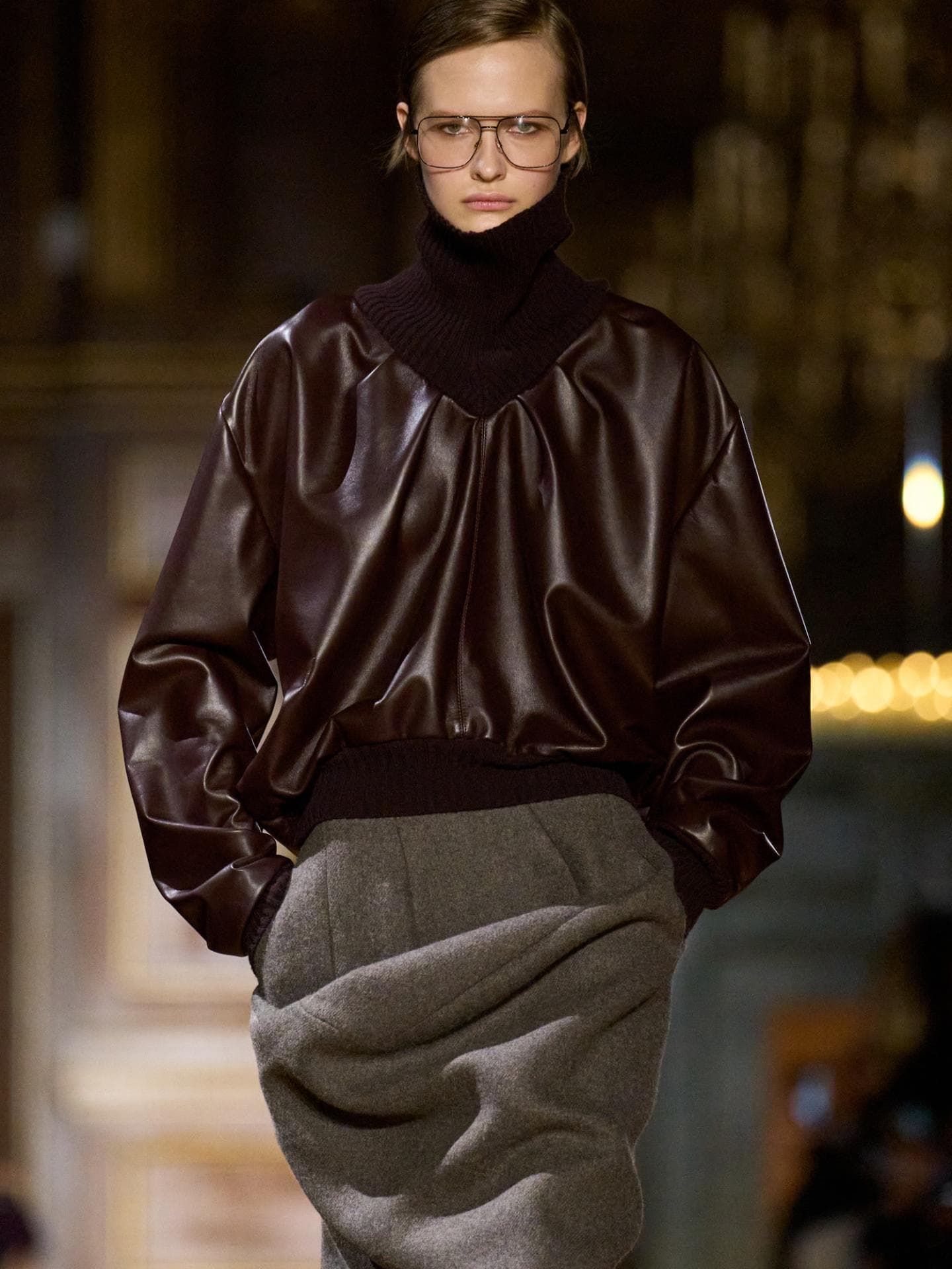 Victoria Beckham: Kragen im Fokus Victoria Beckham: Kragen im Fokus