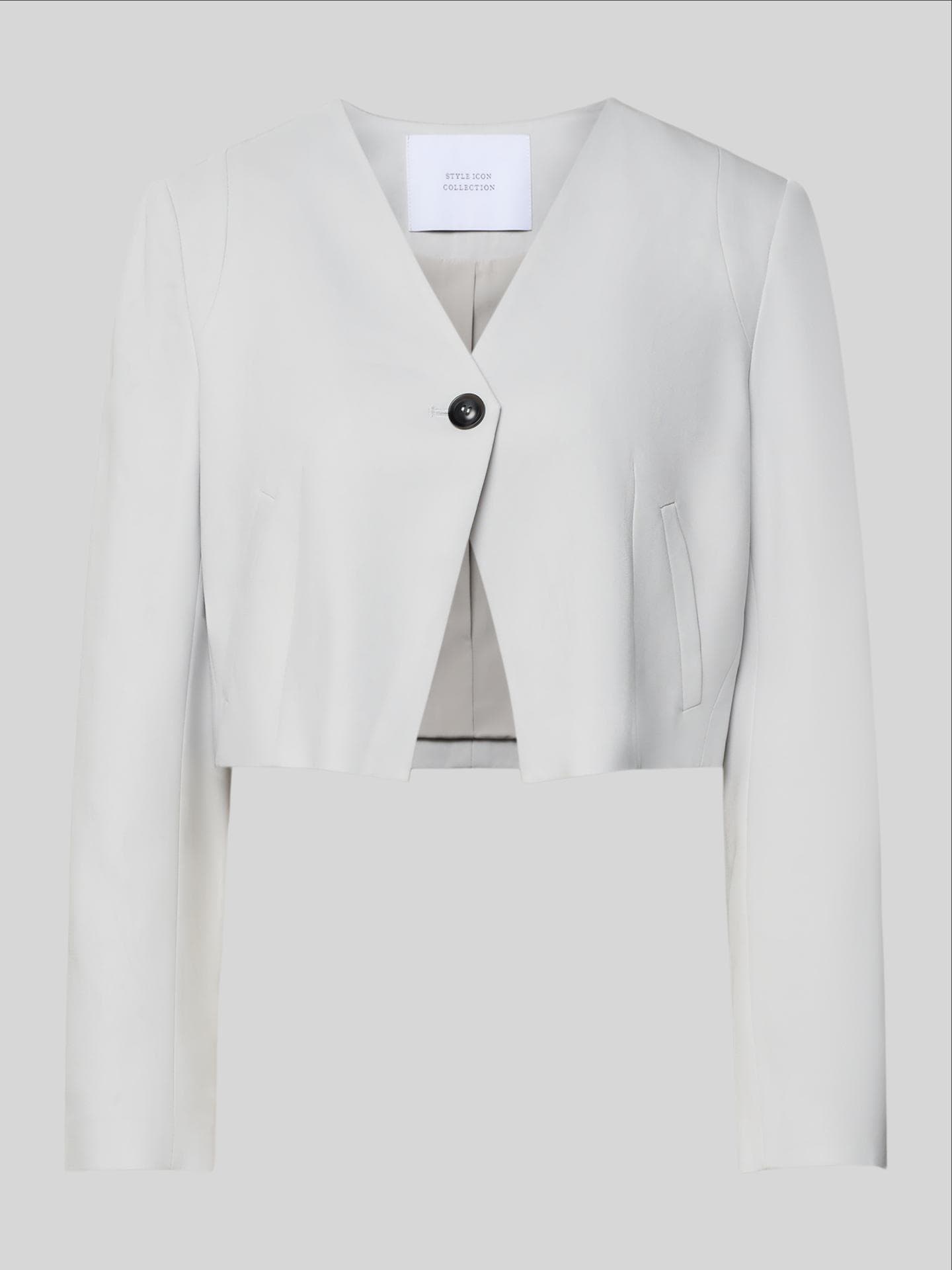 Ich habe den perfekten Hosenanzug für Hochzeitsgäste gefunden – bei Peek & Cloppenburg Düsseldorf Ich habe den perfekten Hosenanzug für Hochzeitsgäste gefunden – bei Peek & Cloppenburg Düsseldorf