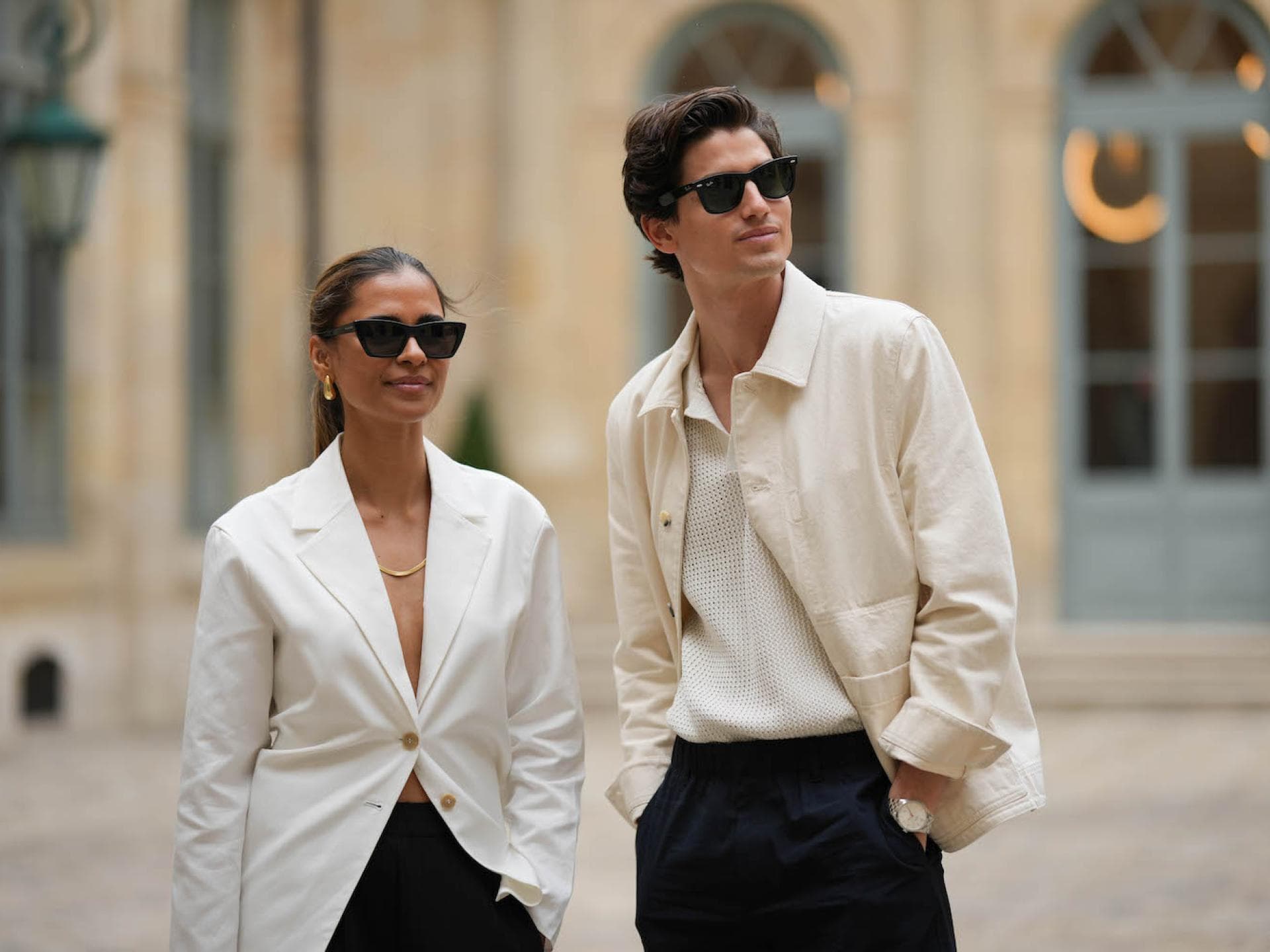 Quiet Luxury: Alles über den zeitlosen Mode-Trend Quiet Luxury: Alles über den zeitlosen Mode-Trend